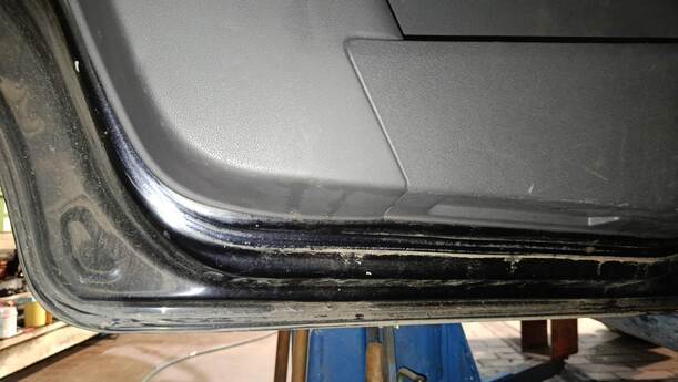 Foto: TÜR HINTEN LINKS eines Opel Zafira 1.8 GLS