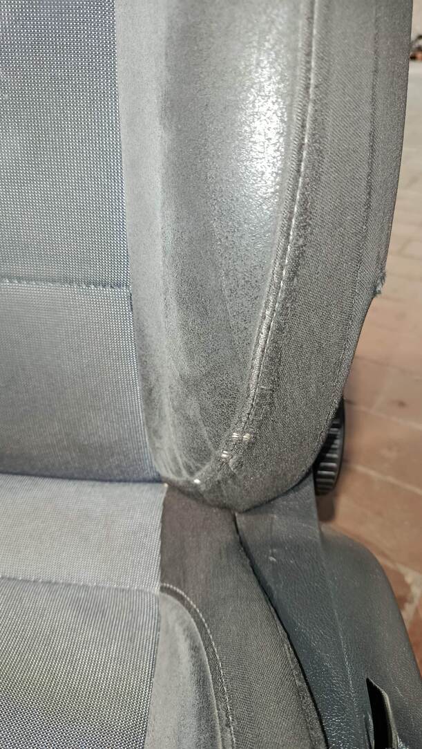 Foto: INNENAUSSTATTUNG eines VW Golf Variant 1.6 TDI DPF GLS