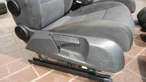 Foto: INNENAUSSTATTUNG eines VW Golf Variant 1.6 TDI DPF GLS