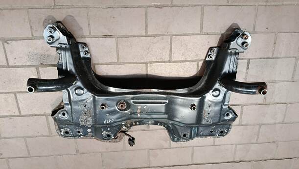 Foto: VORDERACHSTRÄGER eines Fiat Doblo Cargo DPF GLS