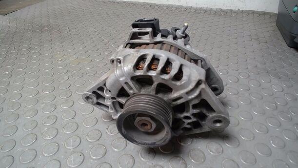 Foto: LICHTMASCHINE ( 90 A ) eines Kia Ceed 1.4 CVVT SW ISG GLS