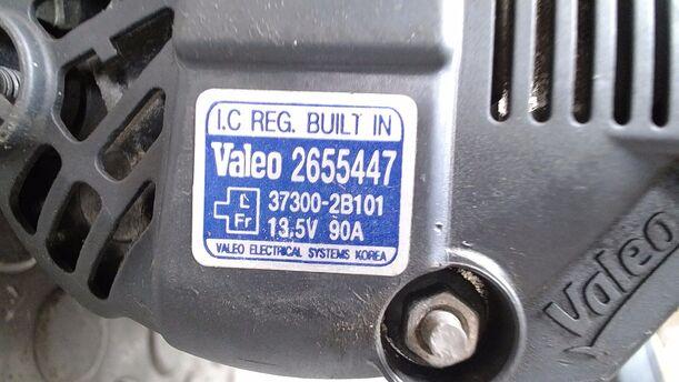 Foto: LICHTMASCHINE ( 90 A ) eines Kia Ceed 1.4 CVVT SW ISG GLS