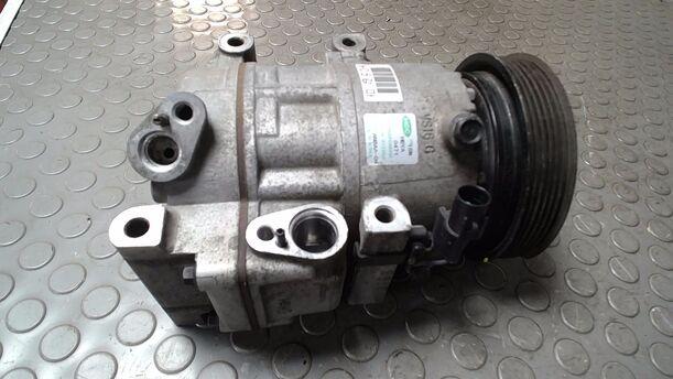 Foto: KOMPRESSOR KLIMAANLAGE/ KLIMAKOMPRESSOR eines Kia Ceed 1.4 CVVT SW ISG GLS