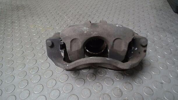 Foto: BREMSSATTEL VORN LINKS eines Kia Ceed 1.4 CVVT SW ISG GLS