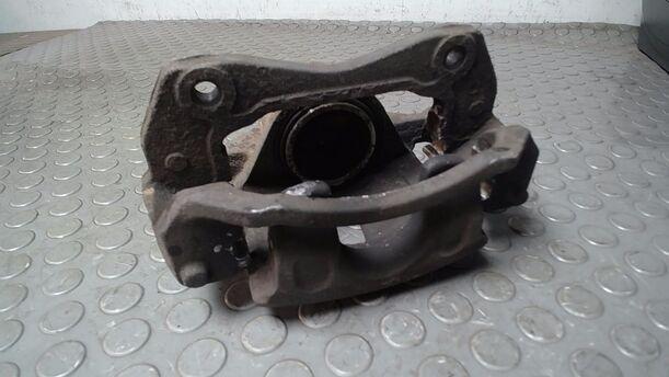 Foto: BREMSSATTEL VORN LINKS eines Kia Ceed 1.4 CVVT SW ISG GLS