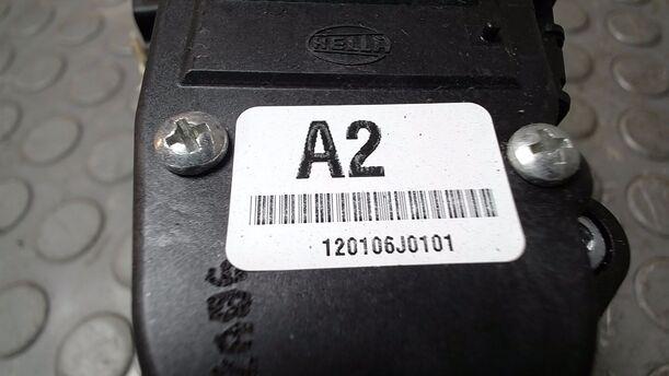 Foto: GASPEDAL eines Kia Ceed 1.4 CVVT SW ISG GLS