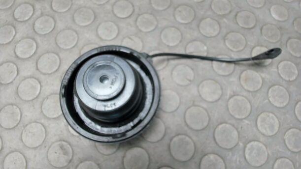 Foto: TANKVERSCHLUSS eines Opel Tigra Twin Top 1.3 CDTI