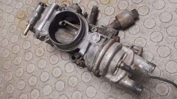 Foto: VERGASER 25 PDSIT eines VW Passat 1,6