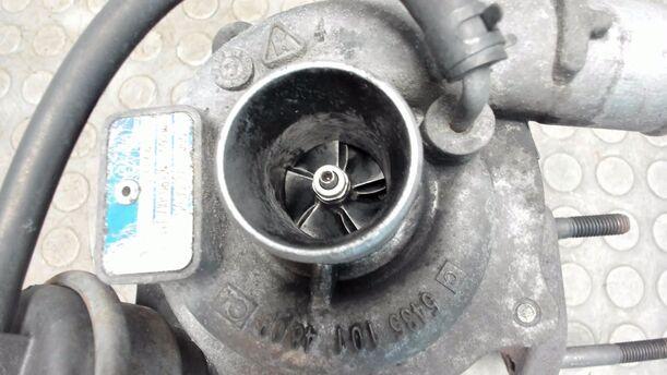Foto: TURBOLADER eines Opel Tigra Twin Top 1.3 CDTI