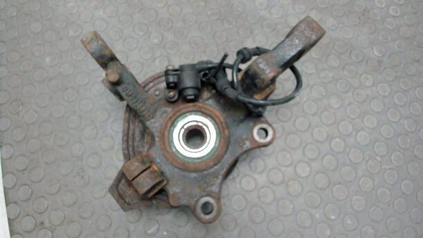 Foto: ACHSSCHENKEL VORNE LINKS eines Opel Tigra Twin Top 1.3 CDTI