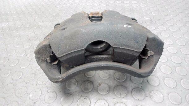 Foto: BREMSSATTEL VORNE LINKS eines Opel Tigra Twin Top 1.3 CDTI