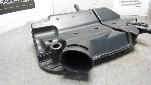 Foto: LUFTFILTERKASTEN eines Fiat Doblo Cargo DPF