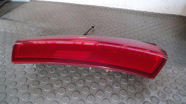 Foto: HECKLEUCHTE/ RÜCKLEUCHTE LINKS OBEN ( SW ) eines Kia Ceed 1.4 CVVT SW ISG