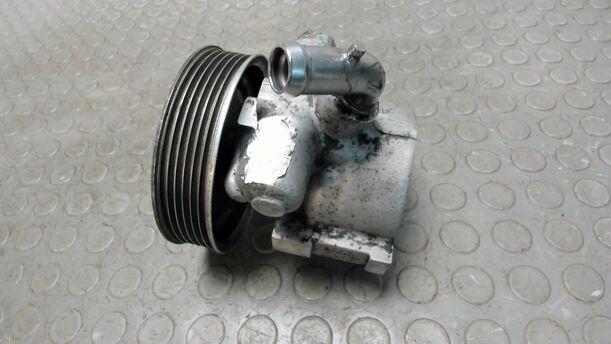 Foto: PUMPE SERVOLENKUNG eines Fiat Doblo Cargo DPF