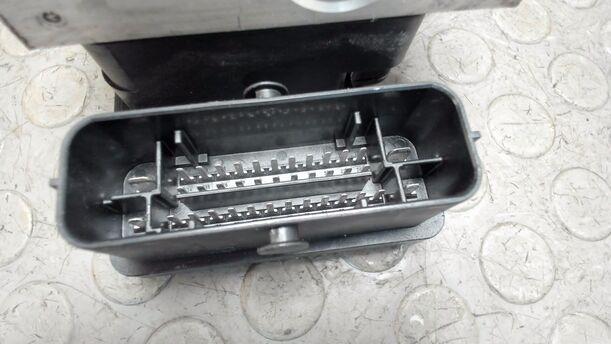 Foto: HAUPTBREMSAGGREGAT ABS eines Fiat Doblo Cargo DPF