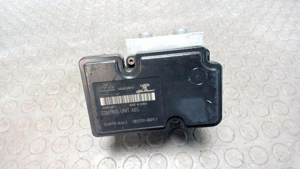 Foto: HAUPTBREMSAGGREGAT ABS eines Fiat Doblo Cargo DPF