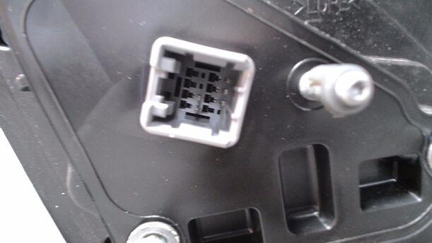 Foto: AUSSENSPIEGEL ELEKTRISCH VERSTELLBAR LINKS eines Kia Ceed 1.4 CVVT SW ISG