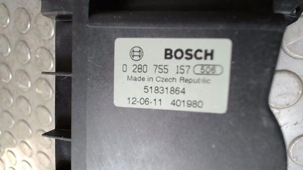 Foto: GASPEDAL eines Fiat Doblo Cargo DPF