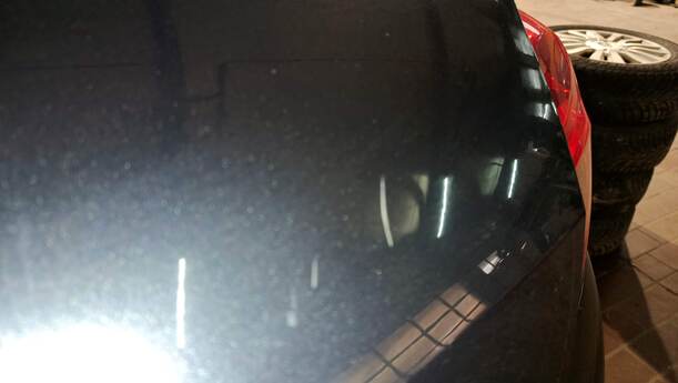Foto: HECKKLAPPE / HECKDECKEL eines Renault Clio 1.6 16V