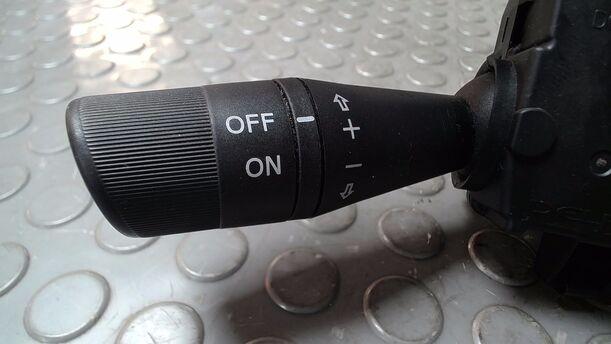 Foto: LENKSTOCKSCHALTER/ KOMBISCHALTER eines Fiat Doblo Cargo DPF