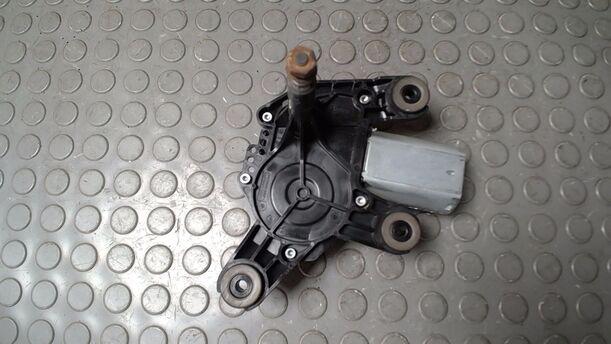 Foto: SCHEIBENWISCHERMOTOR HINTEN  (VALEO) eines Fiat Doblo Cargo DPF