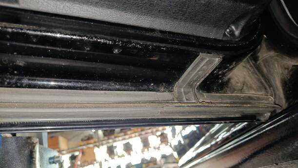 Foto: TÜR HINTEN LINKS eines VW Golf Variant 1.6