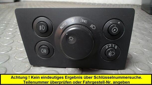 Foto: LICHTSCHALTER ( FÜR NEBELSCHEINWERFER ) eines Opel Zafira 1.8