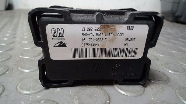 Foto: QUERBESCHLEUNIGUNGSSENSOR ESP eines Opel Zafira 1.8