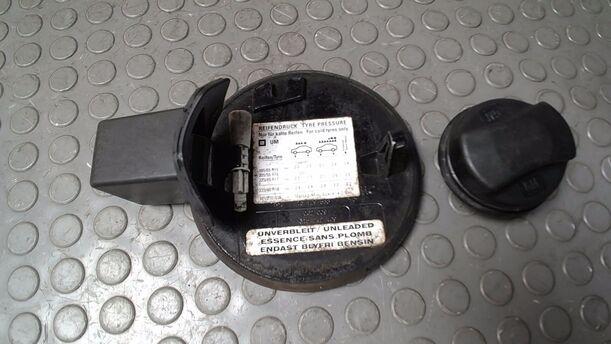 Foto: TANKKLAPPE/ TANKDECKEL eines Opel Zafira 1.8