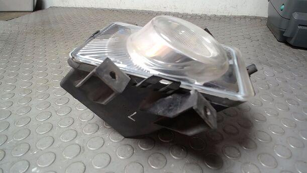 Foto: NEBELSCHEINWERFER LINKS ( VOR FACELIFT ) eines Opel Zafira 1.8