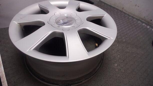 Foto: ALUFELGE 6,5X16 ET50 eines Seat Altea 1.6