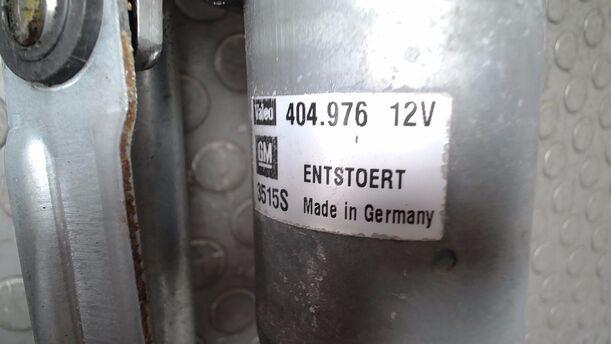 Foto: SCHEIBENWISCHERMOTOR VORN eines Opel Zafira 1.8