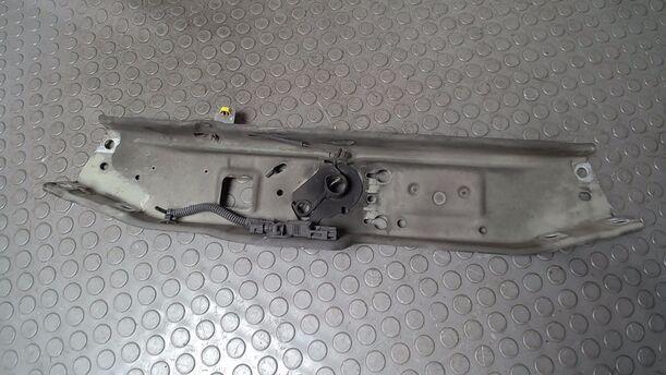 Foto: SCHLOSSTRÄGER OBEN eines Opel Zafira 1.8