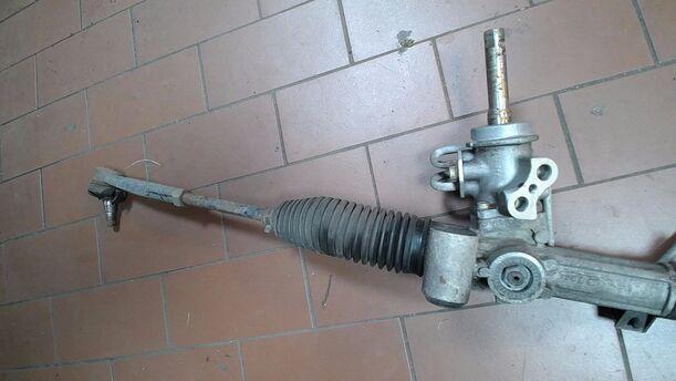 Foto: SERVOLENKUNG/ LENKGETRIEBE ( ZF ) eines Opel Zafira 1.8