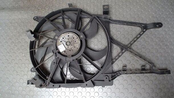 Foto: ELEKTROLÜFTER eines Opel Zafira 1.8
