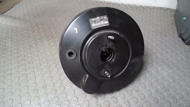 Foto: BREMSKRAFTVERSTÄRKER eines Renault Clio 1.6 16V