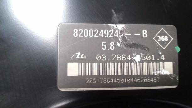 Foto: BREMSKRAFTVERSTÄRKER eines Renault Clio 1.6 16V