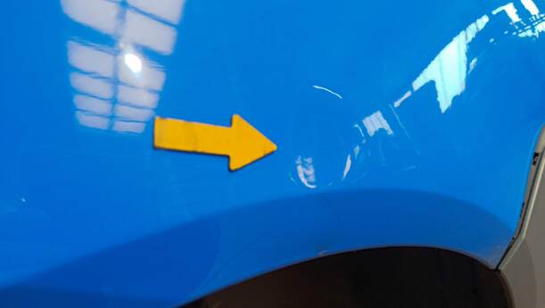 Foto: KOTFLÜGEL RECHTS eines VW Polo 1.2