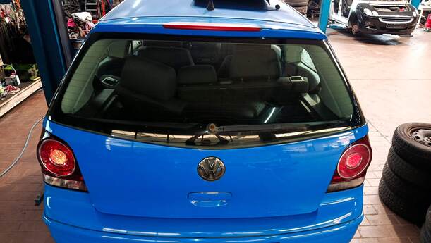 Foto: HECKKLAPPE / HECKDECKEL eines VW Polo 1.2