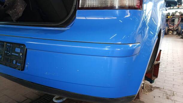 Foto: STOSSFÄNGER / STOSSSTANGE HINTEN eines VW Polo 1.2