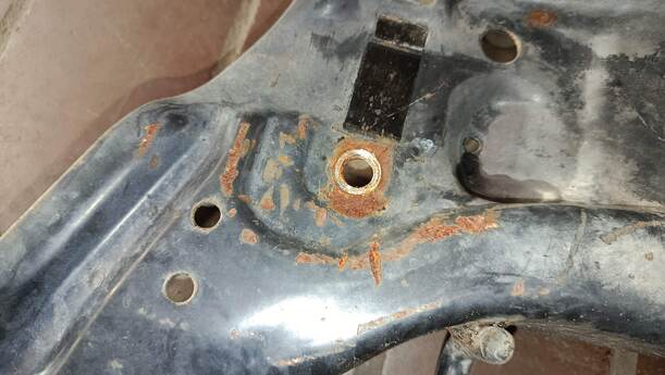 Foto: VORDERACHSE / ACHSTRÄGER VORN eines VW Polo 1.2