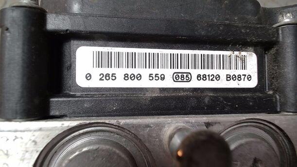 Foto: HAUPTBREMSAGGREGAT ABS eines Renault Clio 1.6 16V