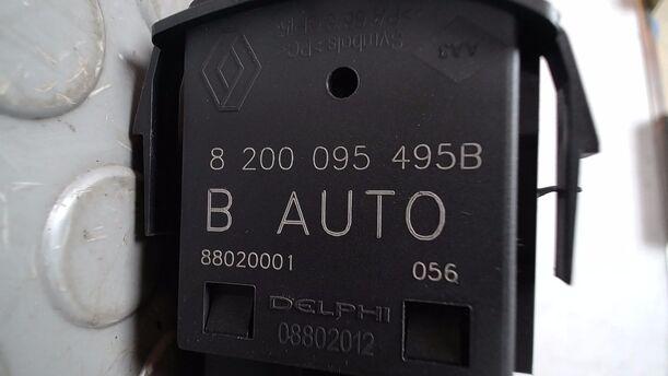 Foto: SCHALTER LEUCHTWEITENVERSTELLUNG eines Renault Clio 1.6 16V