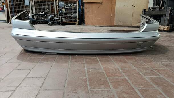 Foto: STOSSSTANGE / STOSSFÄNGER HINTEN eines Mercedes-Benz C 220 T CDI