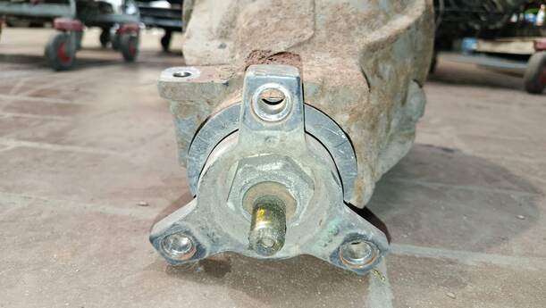 Foto: DIFFERENTIAL/ HINTERACHSGETRIEBE eines Mercedes-Benz C 220 T CDI