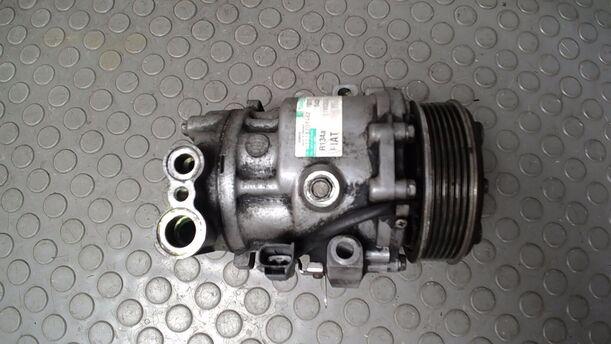 Foto: KOMPRESSOR KLIMAANLAGE/ KLIMAKOMPRESSOR eines Fiat Doblo Cargo DPF