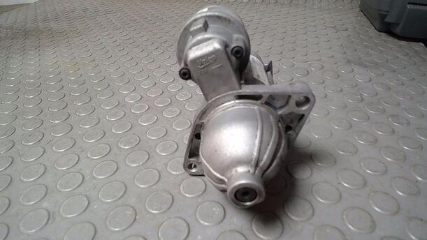 Foto: ANLASSER ( SCHALTGETRIEBE ) eines Fiat Doblo Cargo DPF
