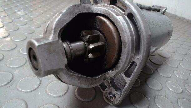 Foto: ANLASSER ( SCHALTGETRIEBE ) eines Fiat Doblo Cargo DPF