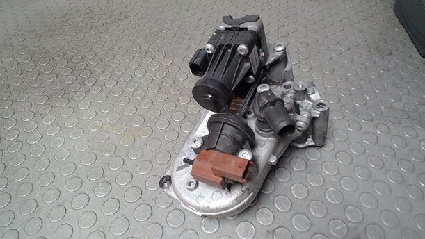 Foto: ABGASKÜHLER/ AGR KÜHLER eines Fiat Doblo Cargo DPF