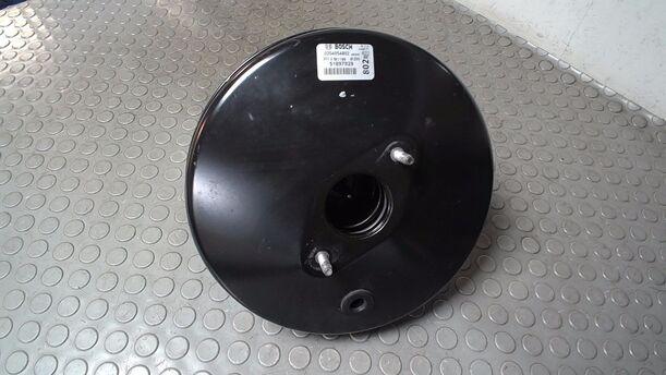 Foto: BREMSKRAFTVERSTÄRKER ( BOSCH ) eines Fiat Doblo Cargo DPF